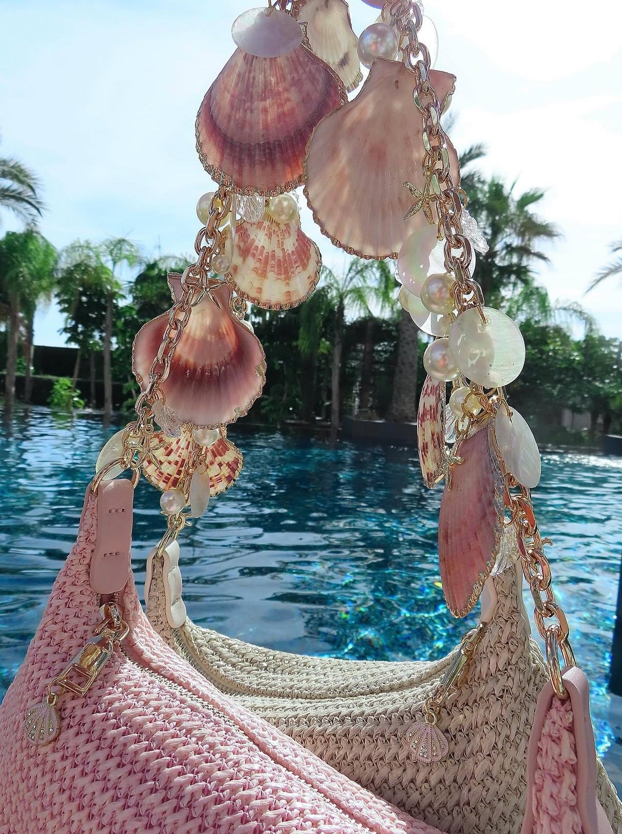 ‘ELORA’ shell bag🐚🌺